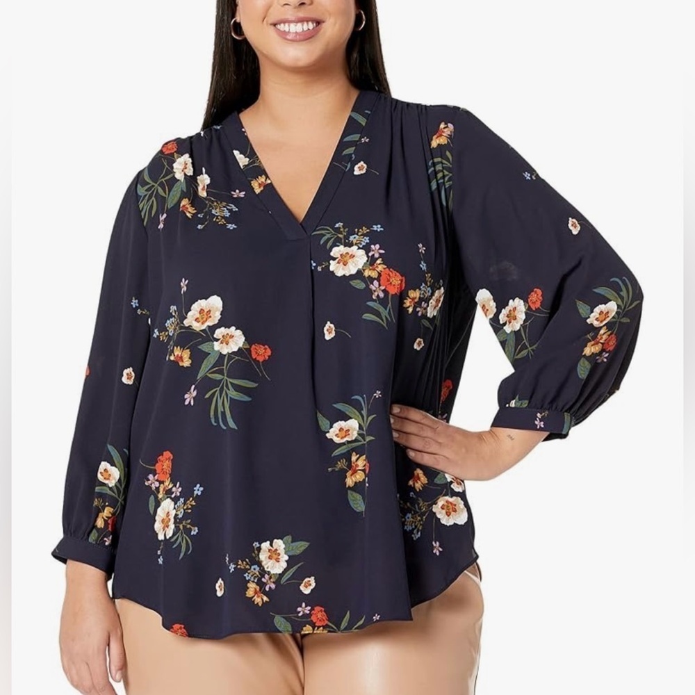 Vince Camuto Plus Size 3/4 Sleeve V-Neck Surreal Caviar
